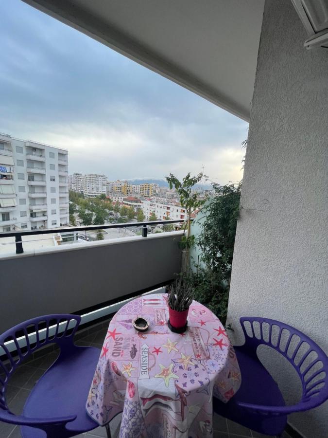 Comfy Apartament Lägenhet Vlorë Exteriör bild